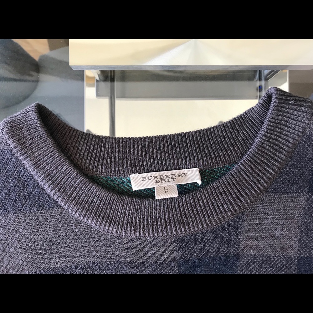 BURBERRY large crewneck AUTHENTIC